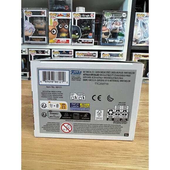 NEW IN HAND LIMITED EDITION METALLIC Brainiac Funko Pop #574 DC Superman Krypton - Picture 6 of 6